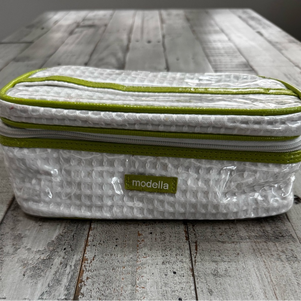 Modella Textured White and Green Bag